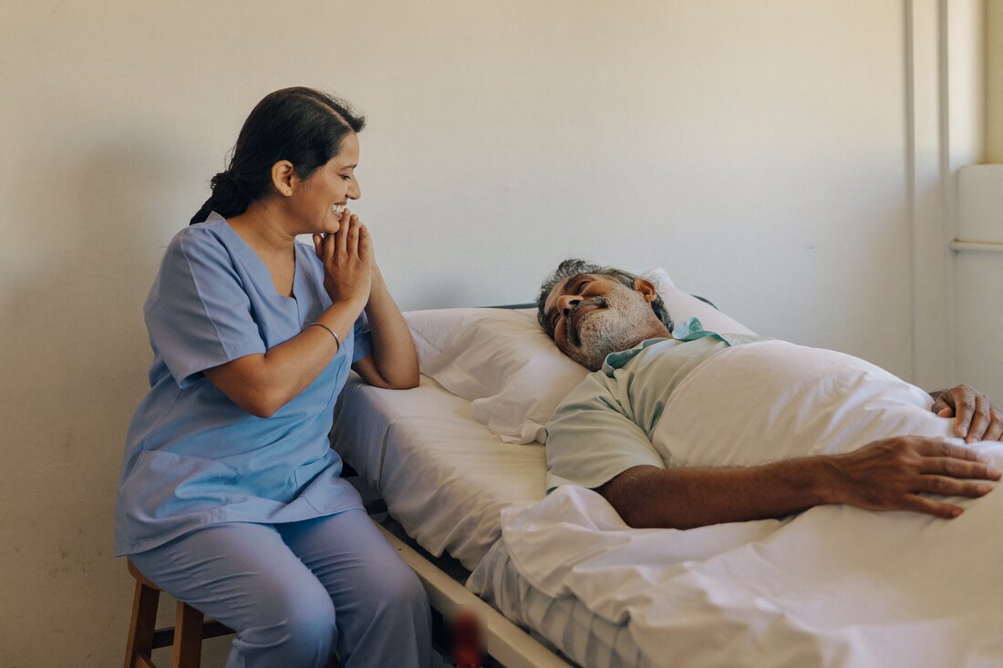 How to Prevent Bed Sores in Bedridden Patients: A Family Guide